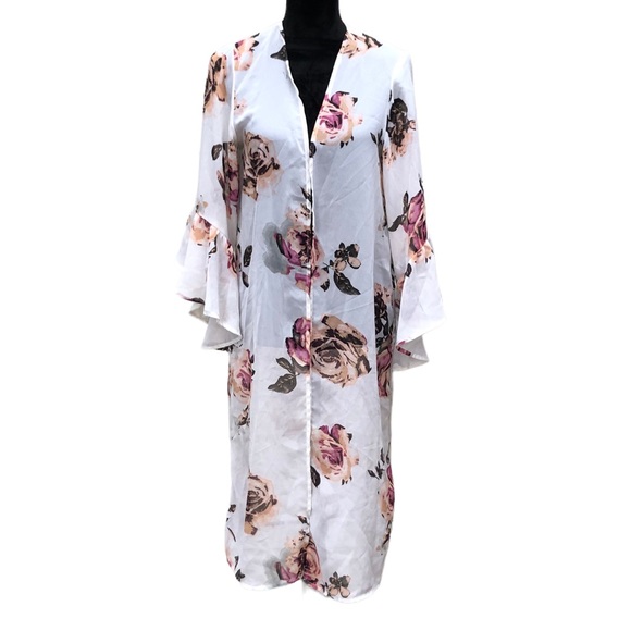 ivy and main Accessories - Ivy & Main Large Rose Sheer Kimono size S/M